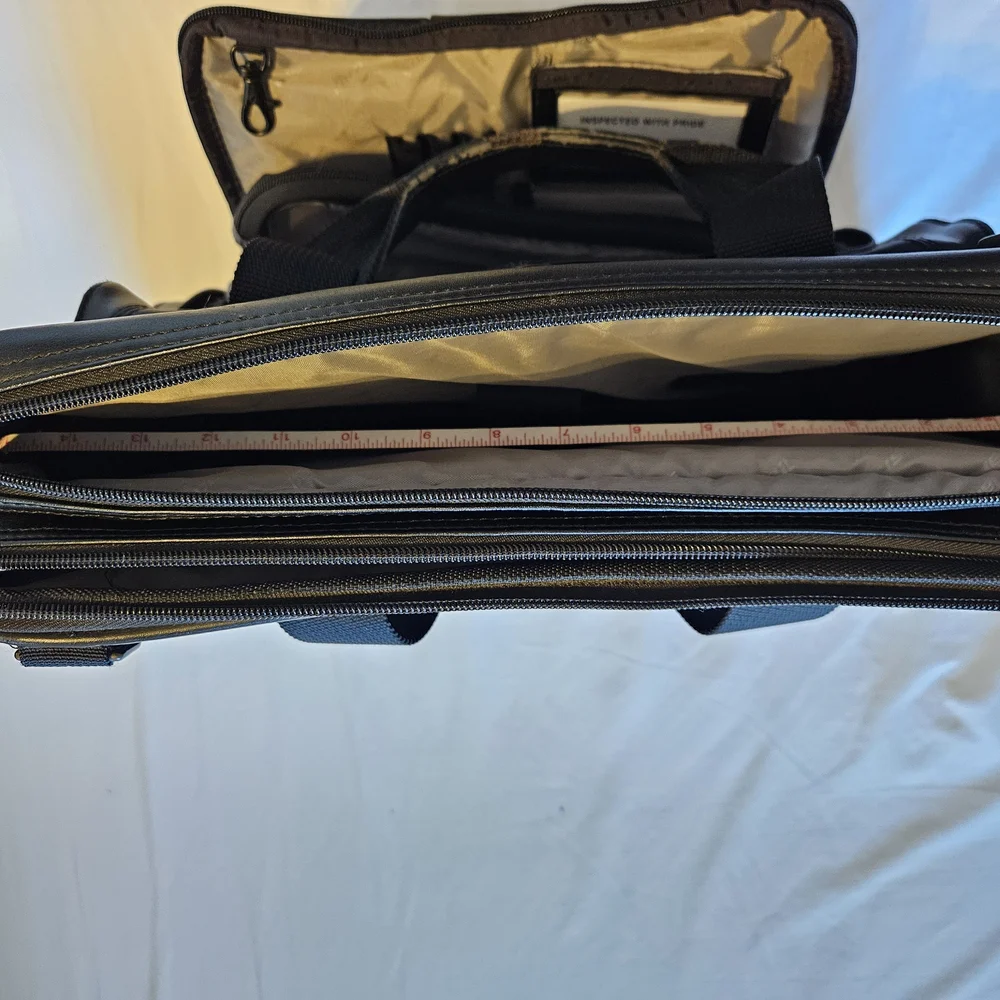 Targus Executive Leather Laptop Bag Briefcase Black Work Business 16”